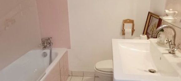 2 bedrooms House in Vendoeuvres, France No. 153863 8