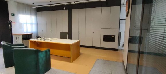 Gewerbliche Immobilie in Udine, Italy 187m², Nr. 149149 5