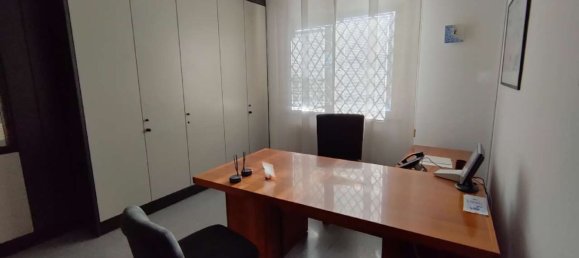 Gewerbliche Immobilie in Udine, Italy 187m², Nr. 149149 10