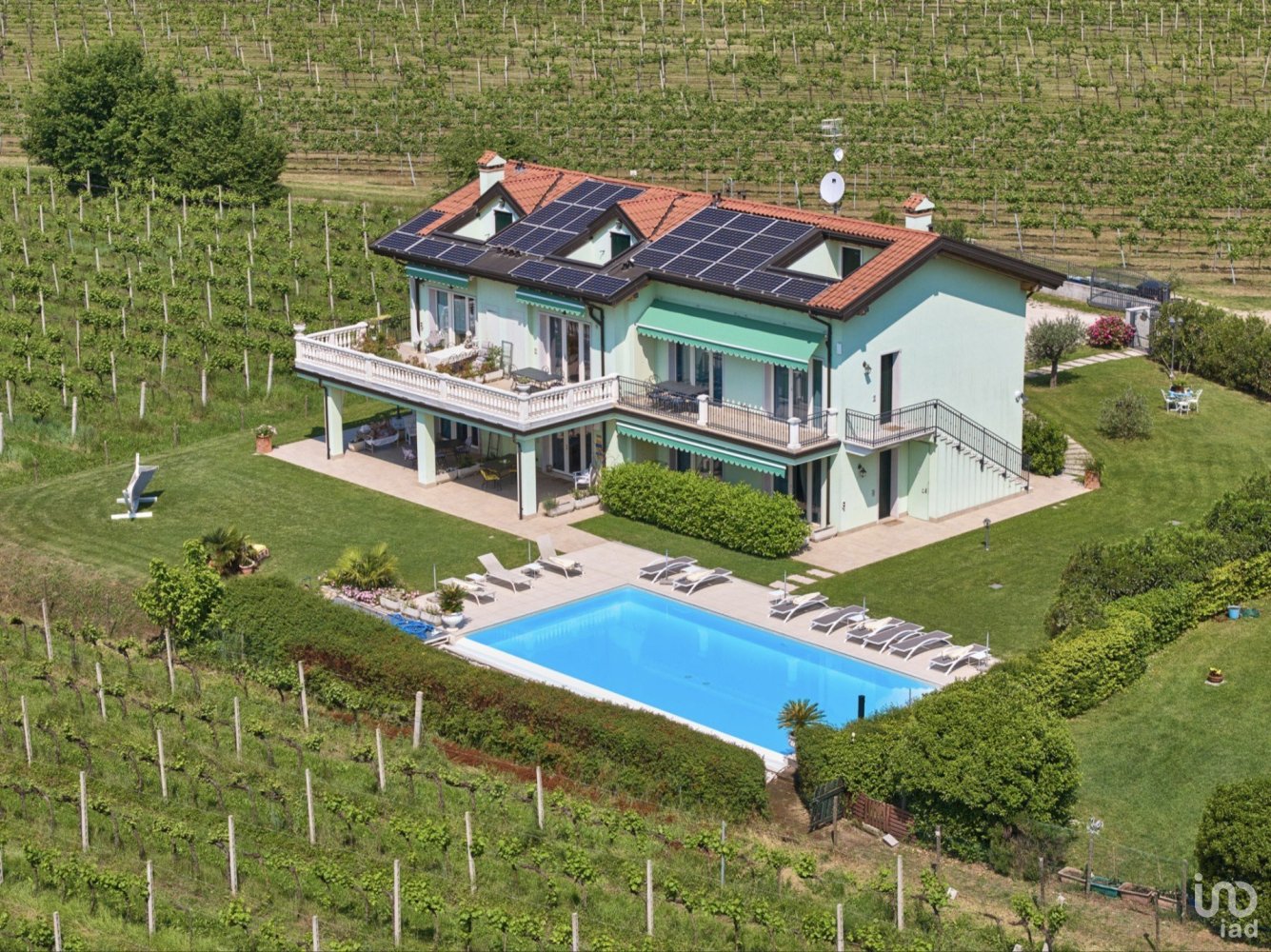 1 bedroom Apartment in Pastrengo, Italy No. 331935