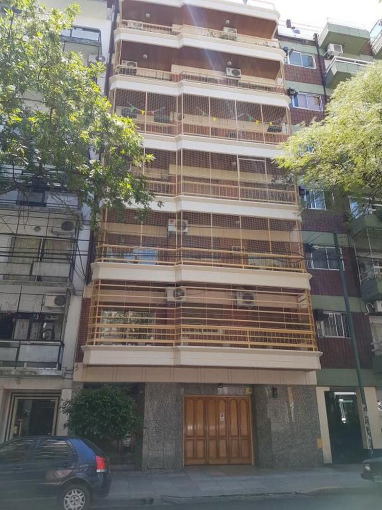 Квартира с 4 спальнями в Буэнос-Айрес, Аргентина № 82511