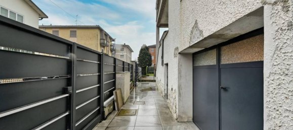 Apartamento de 3 habitaciónes en Sordio, Italy No. 29659 20