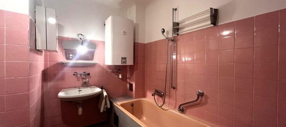 2 rooms Apartment in Vienna, Austria No. 213535 9