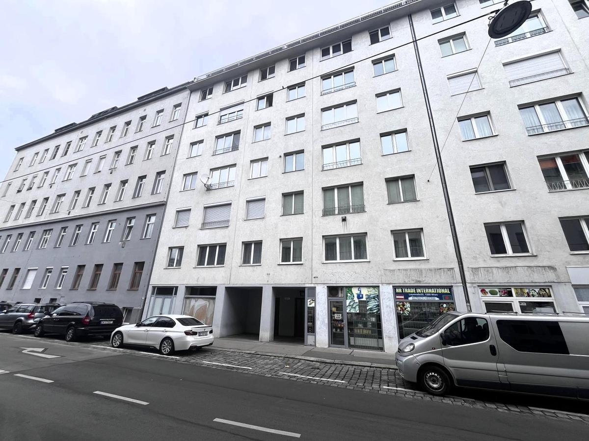 2 rooms Apartment in Vienna, Austria No. 213535