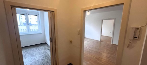 2 rooms Apartment in Vienna, Austria No. 213535 6