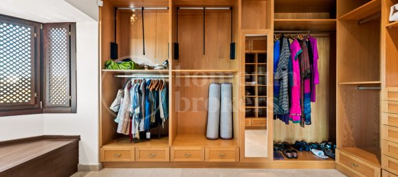 5 bedrooms Villa in Malaga, Spain No. 89231 28