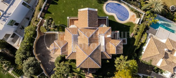 5 bedrooms Villa in Malaga, Spain No. 89231 21