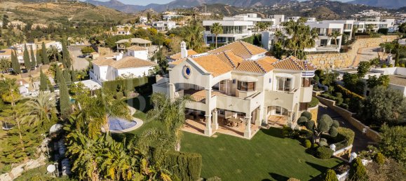 5 bedrooms Villa in Malaga, Spain No. 89231 18