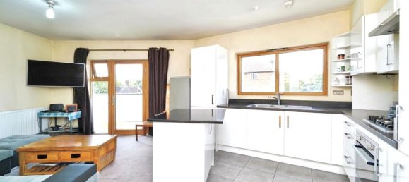 Apartamento T1 em Feltham, United Kingdom N.º 10925 9