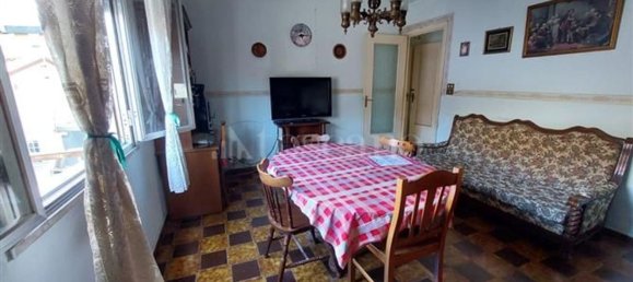 4-salle Appartement à Palermo, Italy No. 278463 9