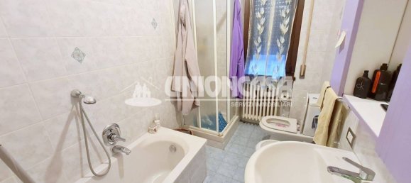 5 غرف نوم فيلا في Venegono Superiore, Italy رقم 263560 15