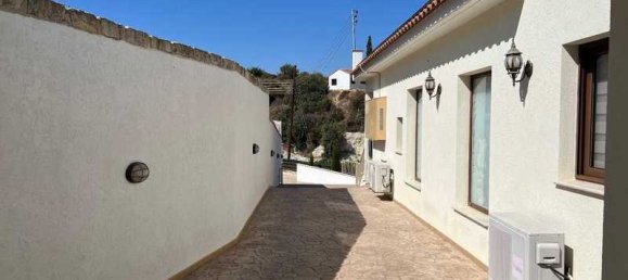 4 bedrooms House in Germasogeia, Cyprus No. 10861 11