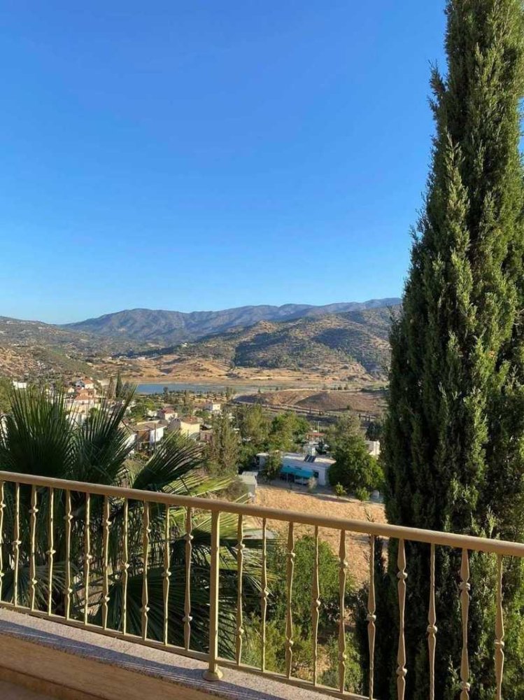 4 bedrooms House in Germasogeia, Cyprus No. 10861