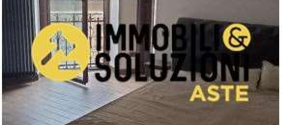 3 rooms Apartment in Cuasso al Monte, Italy No. 181411 10