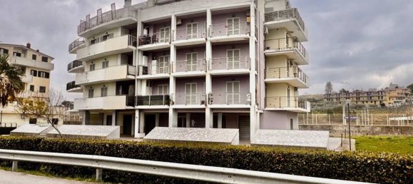 Estudio en Vasto, Italy No. 69309 2