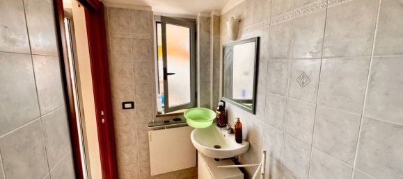 Estudio en Vasto, Italy No. 69309 15