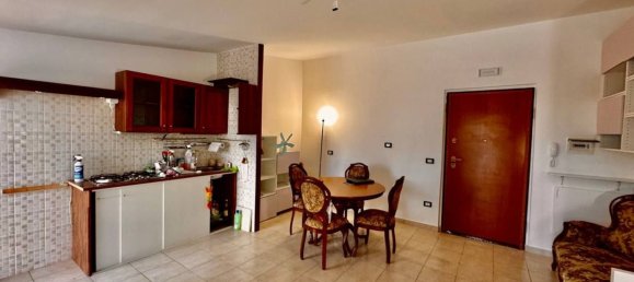 Estudio en Vasto, Italy No. 69309 12