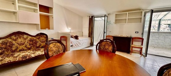 Estudio en Vasto, Italy No. 69309 8