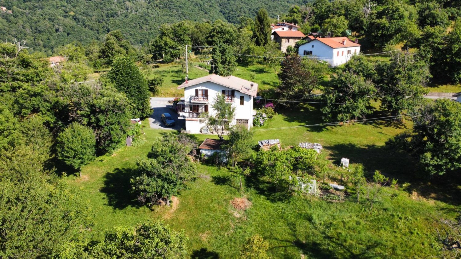 Casa de 4 dormitorios en Viola, Italy No. 329505