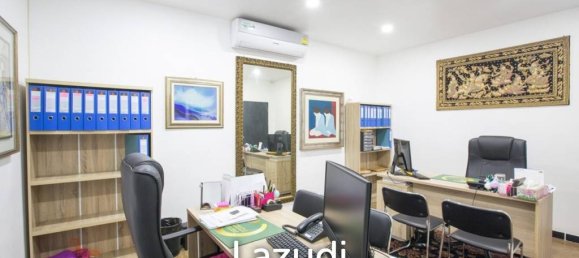 272m² Office in Bang Lamung, Thailand No. 15802 7