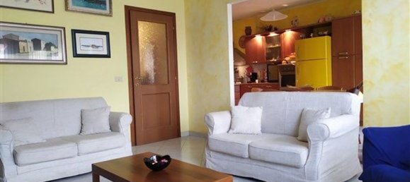 Apartamento de 5 divisões em Sassari, Italy N.º 49087 38