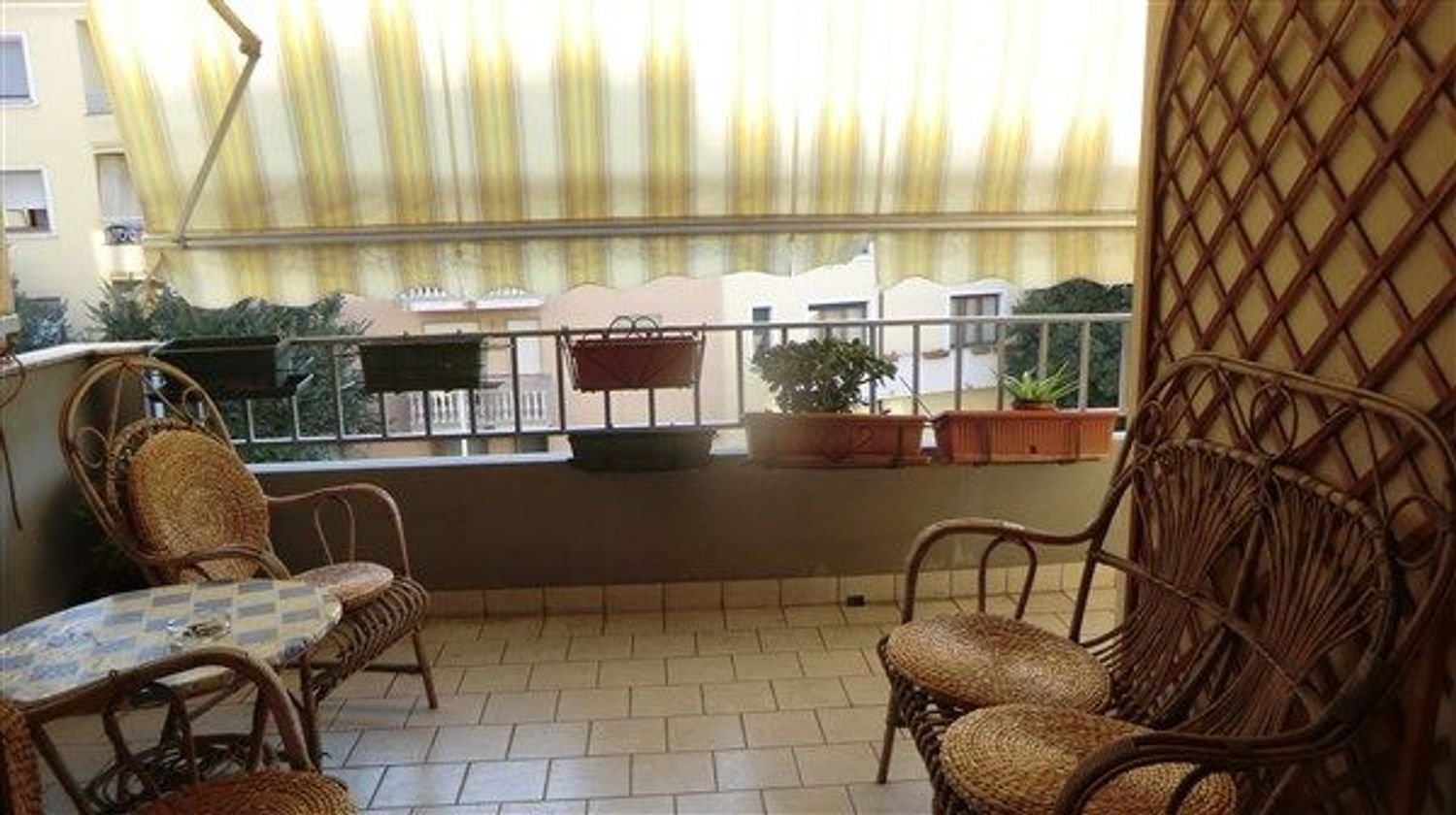Apartamento de 5 divisões em Sassari, Italy N.º 49087