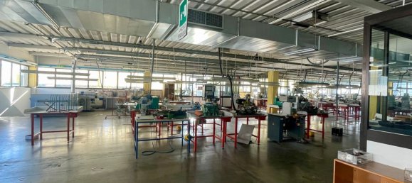  مستودع في Belluno, Italy 1430متر مربع رقم 137242 9