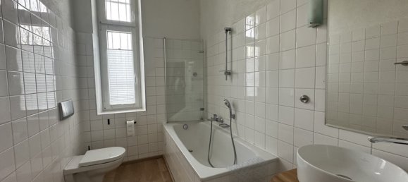 Apartamento de 4 habitaciónes en Solingen, Germany No. 26490 3