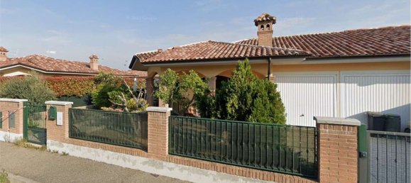 Villa de 6 habitaciónes en Roncaro, Italy No. 7660 2