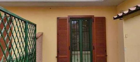 Villa de 6 habitaciónes en Roncaro, Italy No. 7660 6