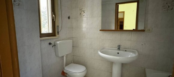 Apartamento de 6 habitaciónes en Caltanissetta, Italy No. 172209 11
