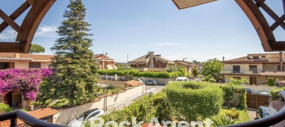 3 bedrooms House in Rome, Italy No. 334921 5