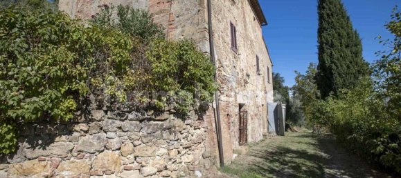 3 bedrooms House in Montepulciano, Italy No. 56400 22