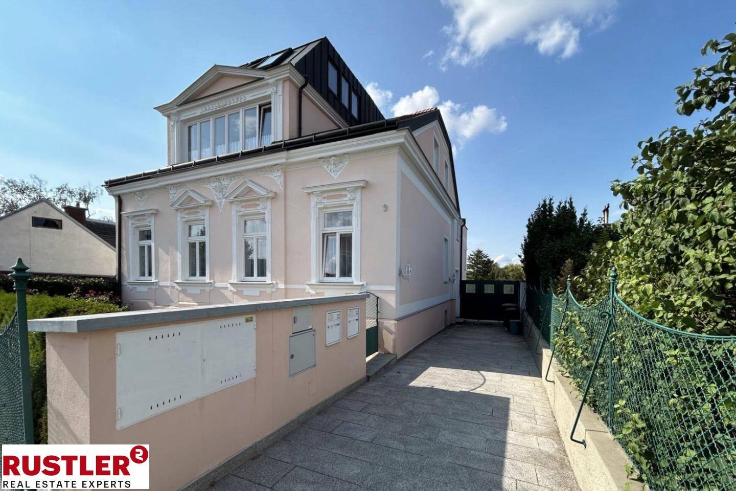 13-Zimmer Villa in Perchtoldsdorf, Austria, Nr. 92945
