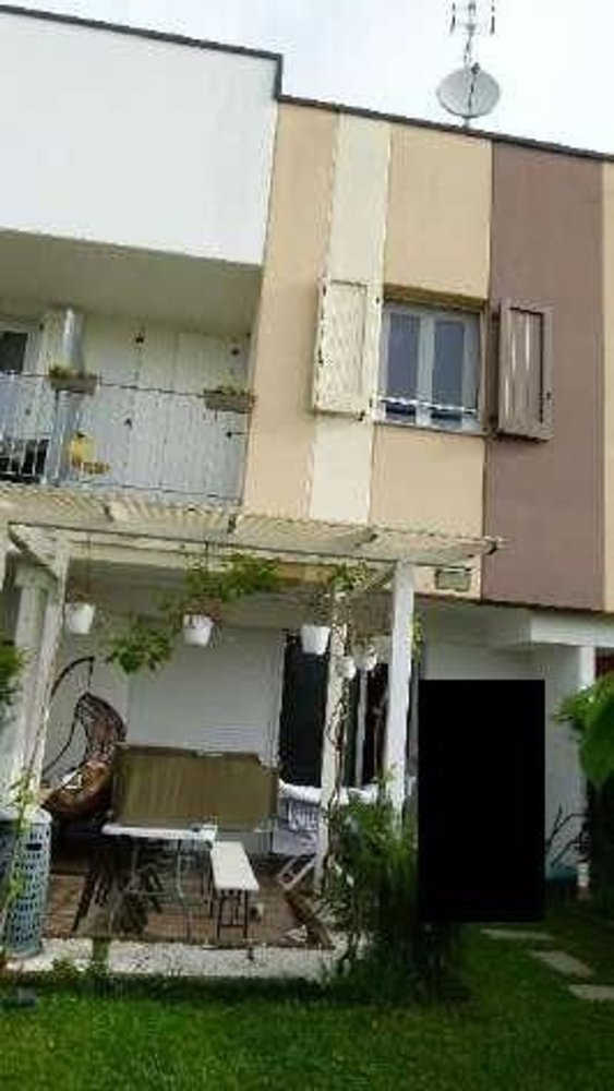 Дом с 3 комнатами в Кортеолона и Дженцоне, Италия № 229976