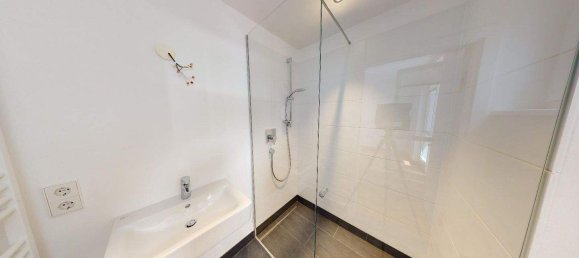 Квартира с 3 комнатами в Линц, Австрия № 120357 6