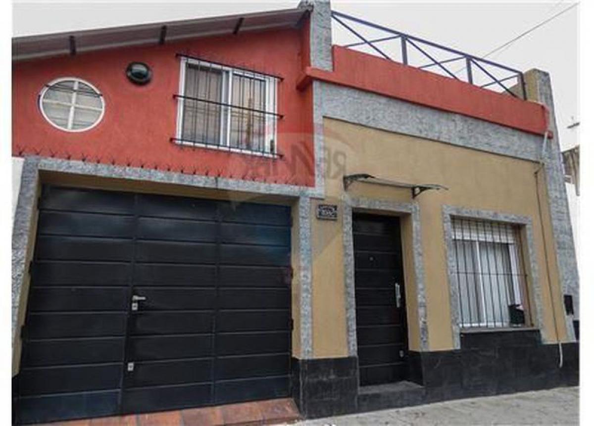 3 bedrooms House in Buenos Aires, Argentina No. 103819