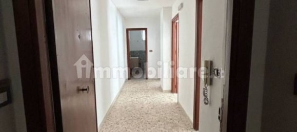 3 rooms Office in Palermo, Italy No. 122076 2