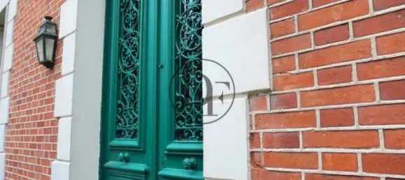 6 bedrooms House in Fontainebleau, France No. 319025 2