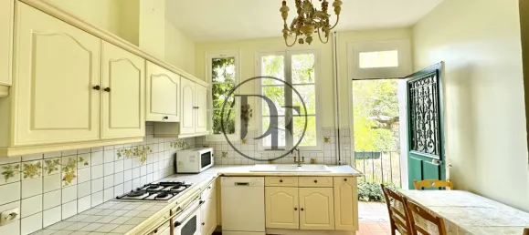 6 bedrooms House in Fontainebleau, France No. 319025 10