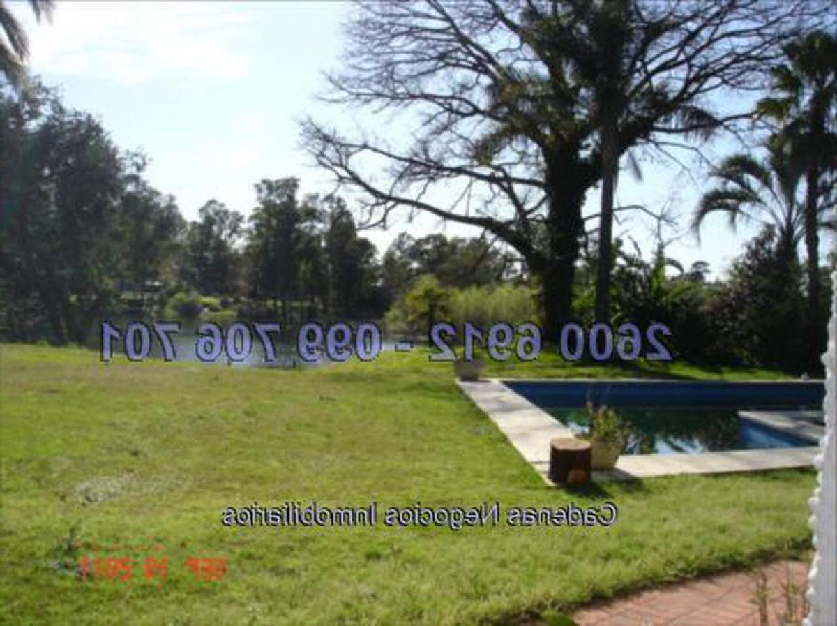 4 bedrooms House in Canelones, Uruguay No. 10308