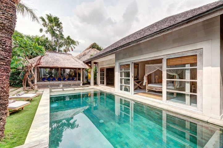 7 bedrooms Villa for rent in Seminyak, Badung, Bali, Indonesia № 2886