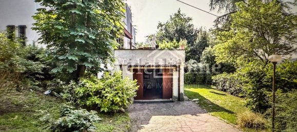 5 bedrooms Villa in Pianoro, Italy No. 321824 16