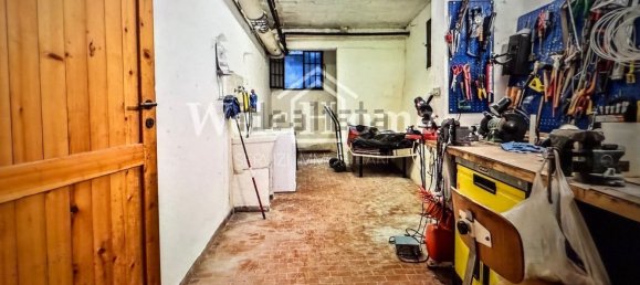 5 bedrooms Villa in Pianoro, Italy No. 321824 8