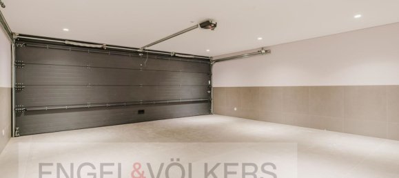 5 bedrooms House in Porto, Portugal No. 15316 21