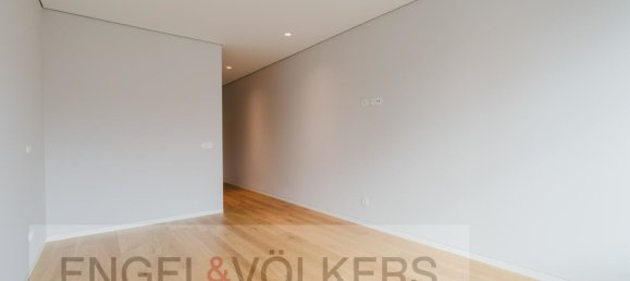 5 bedrooms House in Porto, Portugal No. 15316 19