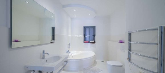 3 chambres Appartement à Sliema, Malta No. 9009 36