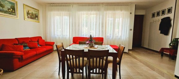 6 rooms Apartment in Arezzo, Italy No. 70402 5