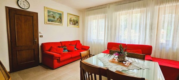 6 rooms Apartment in Arezzo, Italy No. 70402 6
