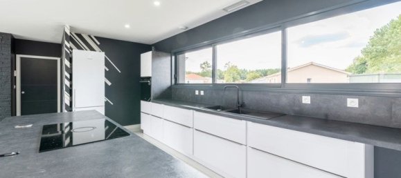 3 غرف نوم منزل في Saint-Pierre-du-Mont, France رقم 294622 2